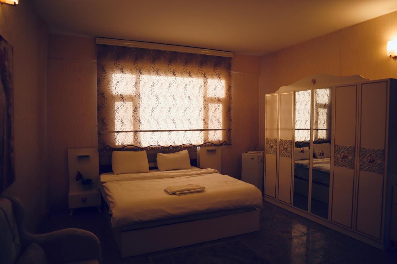 Italian House Hotel Baghdad Exterior photo