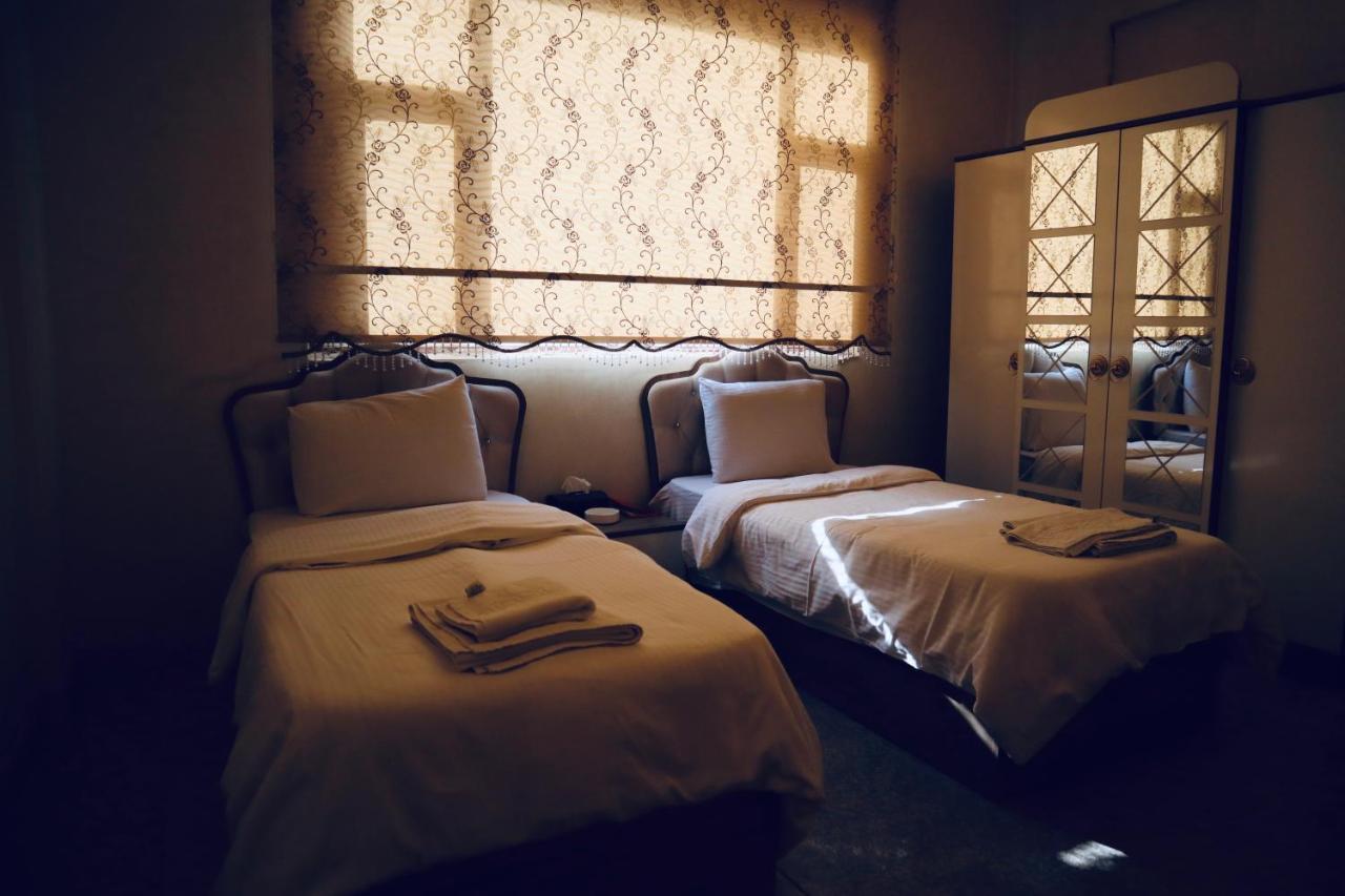 Italian House Hotel Baghdad Exterior photo