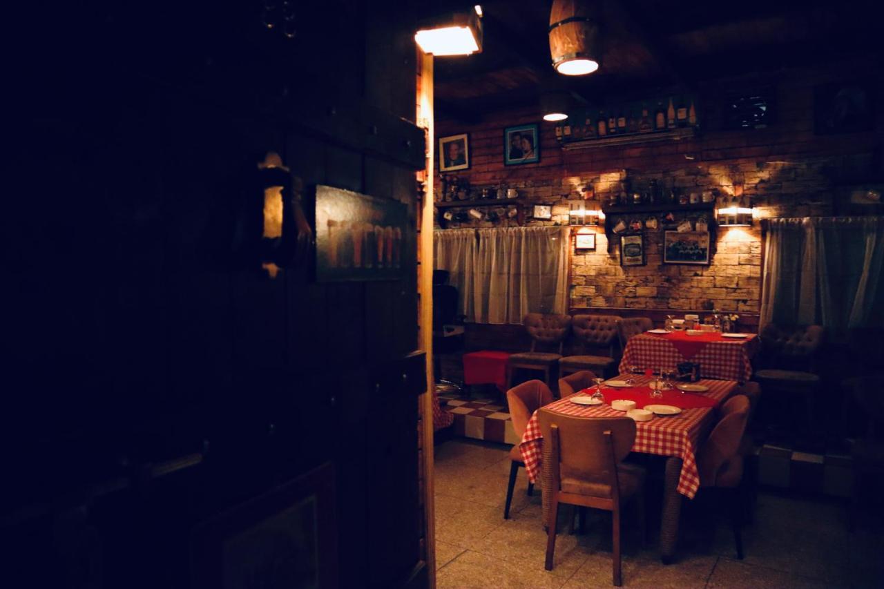 Italian House Hotel Baghdad Exterior photo